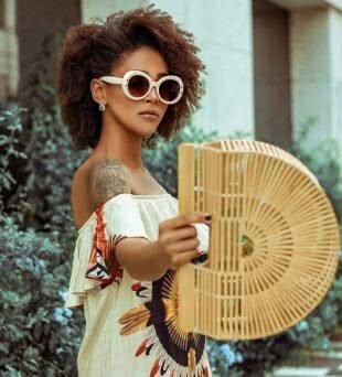 woman-accessories-928x1024-310x342-1 woman-accessories-928x1024-310x342-1